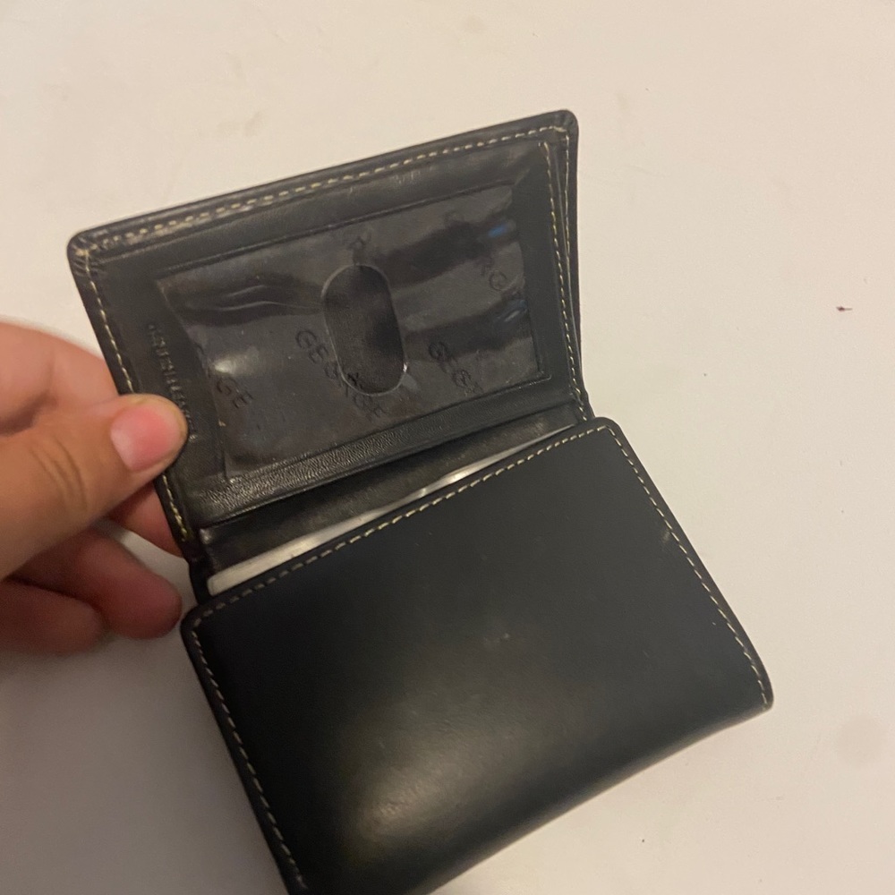 Vintage Pelle Studio Black Trifold Wallet